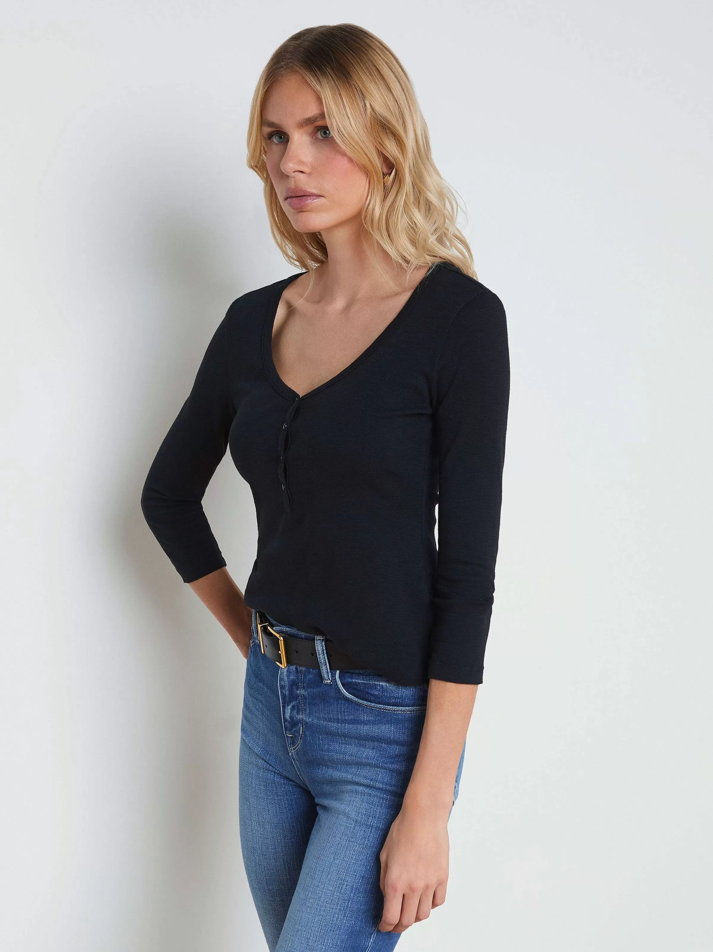 Shop L'AGENCE Henley En Coton Rowena Noir