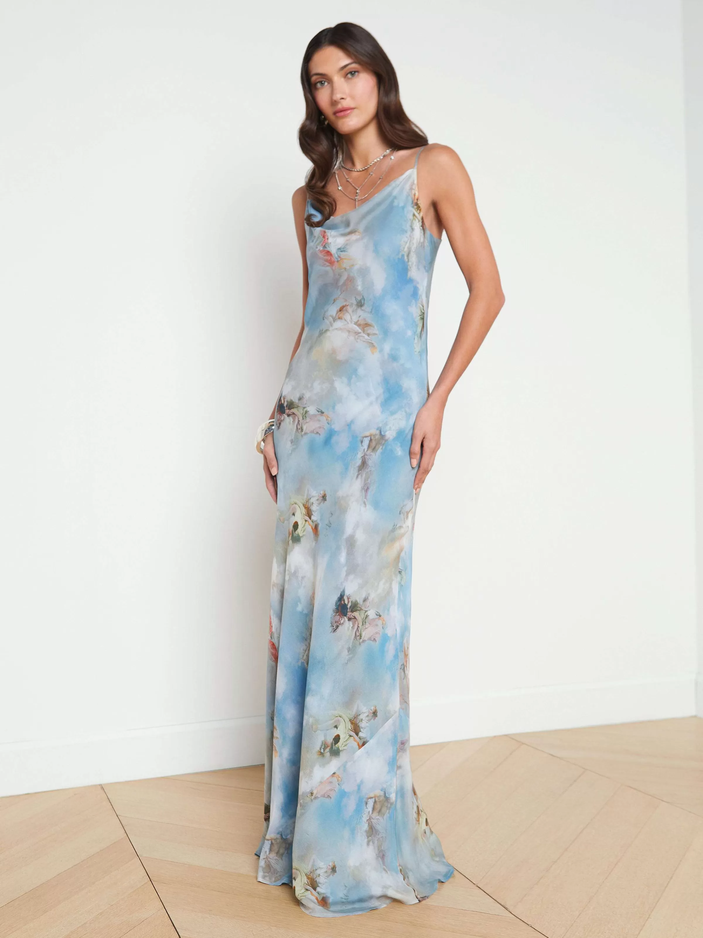 Shop L'AGENCE Robe Christine En Soie Bleu Clair Multi Renaissance