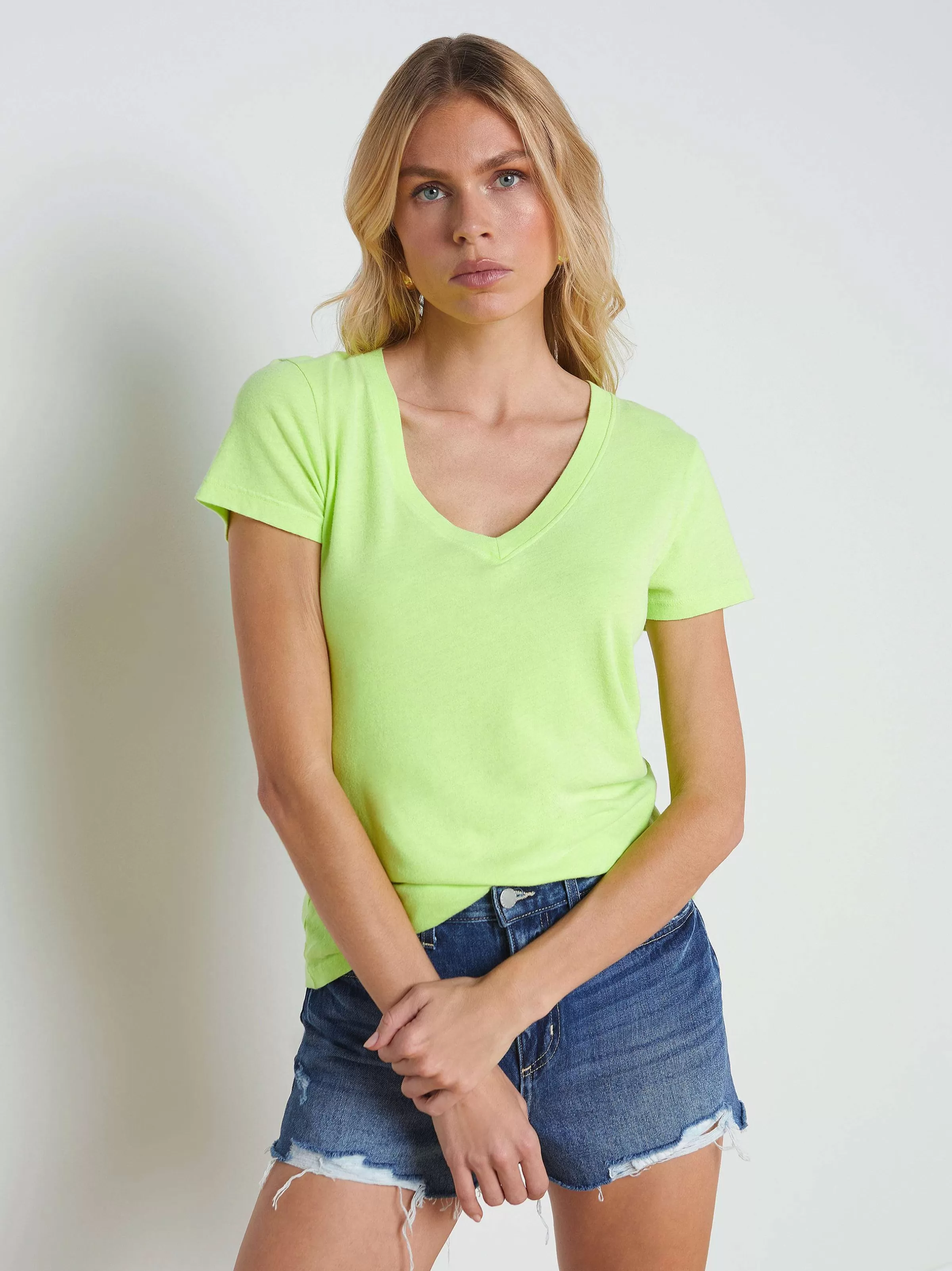 Hot L'AGENCE T-Shirt A Col En V En Coton Becca Agrumes Neon